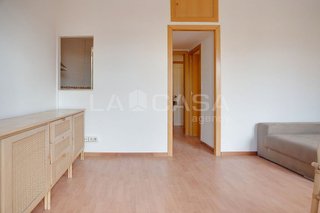 Piso en venta en El Camp de l'Arpa del Clot en Barcelona