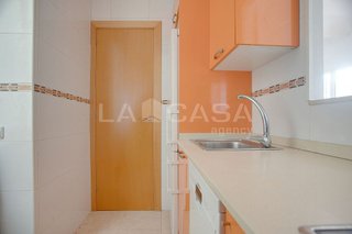 Piso en venta en El Camp de l'Arpa del Clot en Barcelona
