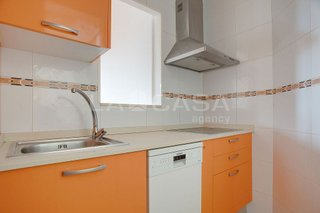 Piso en venta en El Camp de l'Arpa del Clot en Barcelona