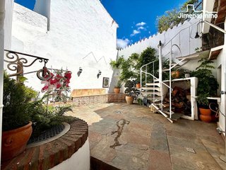 Casa adosada en venta en Jimena de la Frontera