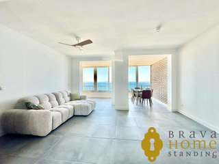 Piso en venta en Port Esportiu - Puig Rom - Canyelles en Roses