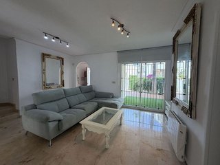 Casa adosada en venta en Elviria en Marbella