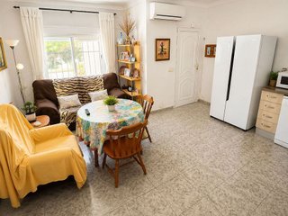 Casa adosada en venta en Nueva Torrevieja - Aguas Nuevas en Torrevieja