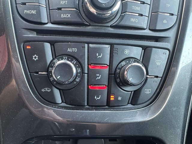 Opel Astra TURBO, 138000kms, C, financiación 100%