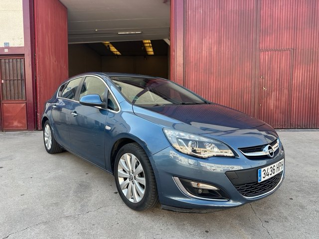 Opel Astra TURBO, 138000kms, C, financiación 100%