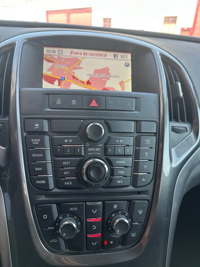 Opel Astra TURBO, 138000kms, C, financiación 100%