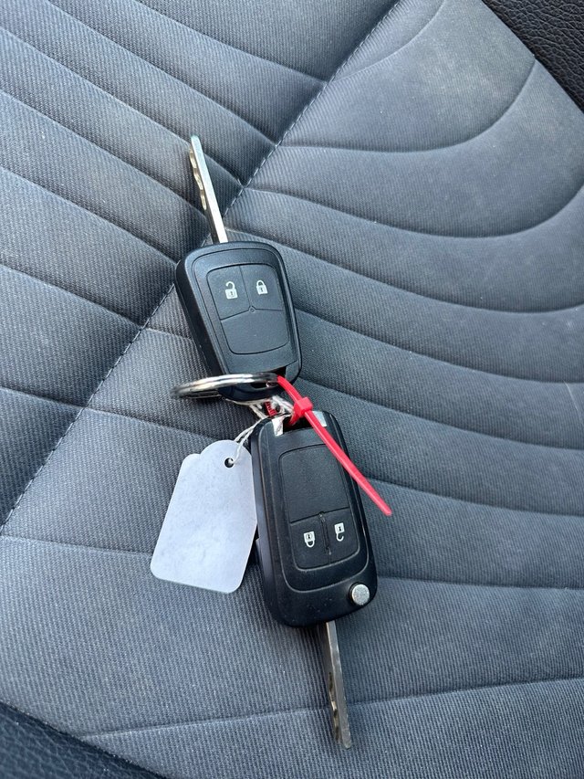 Opel Astra TURBO, 138000kms, C, financiación 100%