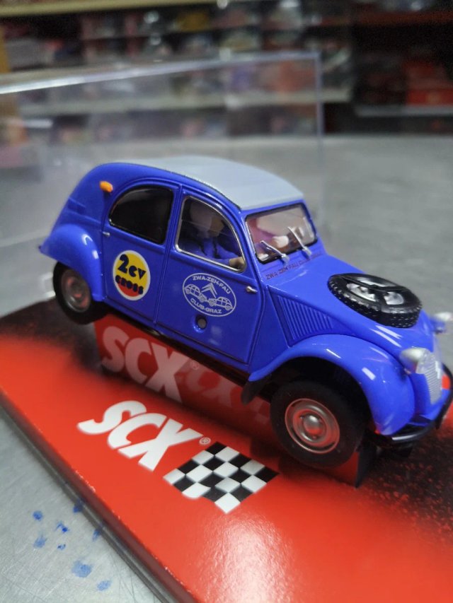 Scalextric Citroen 2 CV 64880 club graz