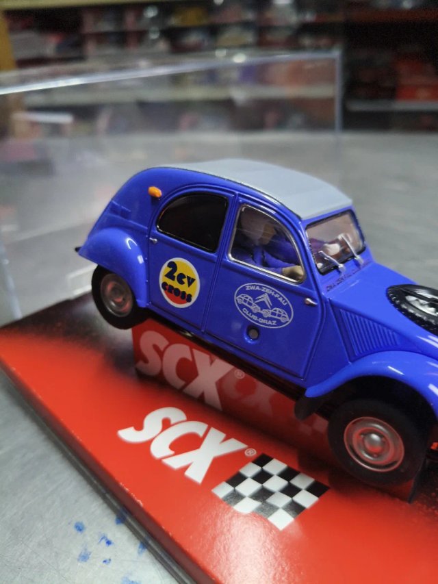 Scalextric Citroen 2 CV 64880 club graz