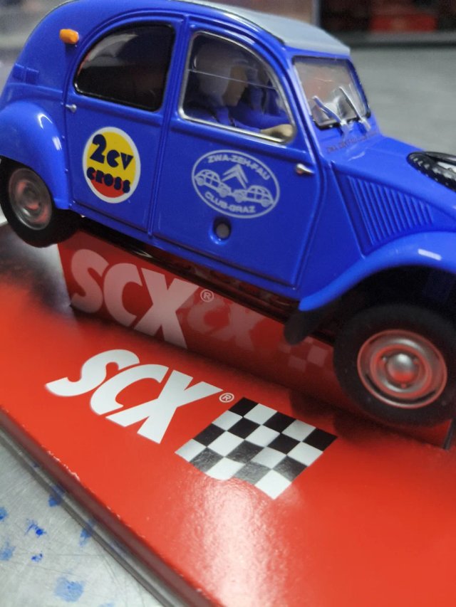 Scalextric Citroen 2 CV 64880 club graz