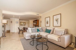 Piso en venta en Elviria en Marbella