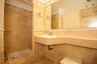 Piso en venta en Elviria en Marbella