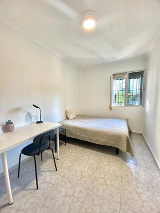 Piso en venta en Tres Huertas - El Torrejón - El Cerezo en Sevilla