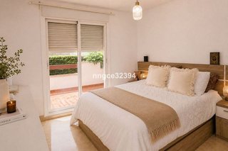 Piso en venta en Los Naranjos - Las Brisas en Marbella