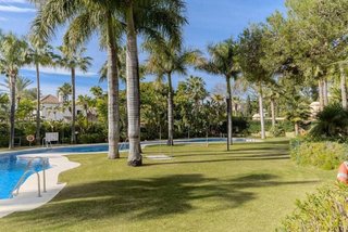 Piso en venta en Puerto Banús en Marbella