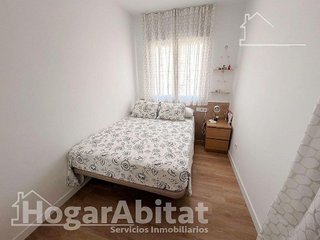 Piso en venta en L´Amistat en Valencia