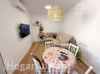 Piso en venta en L´Amistat en Valencia