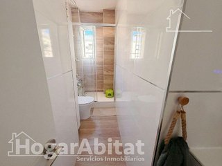 Piso en venta en L´Amistat en Valencia