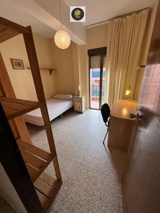 Piso en venta en San Gonzalo en Linares