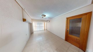 Piso en venta en Carolinas Altas en Alicante