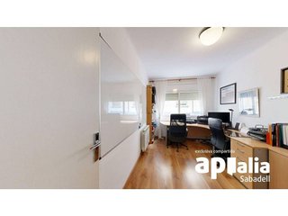 Piso en venta en Centre - Cordelles en Cerdanyola del Vallès