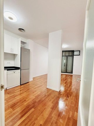 Piso en venta en El Raval en Barcelona