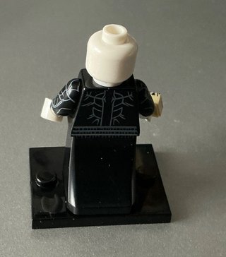 Minifigure Horror Pinhead di Hellraiser (com LEGO)