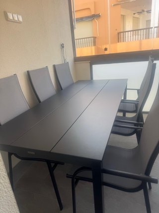 Mesa y 6 Sillas Jardín Sin Uso