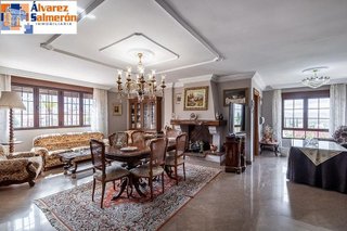 Chalet en venta en Huétor Vega