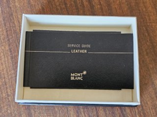 Elegante tarjetero Montblanc Negro
