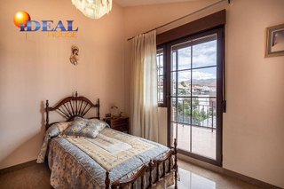 Chalet en venta en Huétor Vega