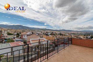 Chalet en venta en Huétor Vega