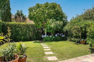 Casa adosada en venta en Los Naranjos - Las Brisas en Marbella