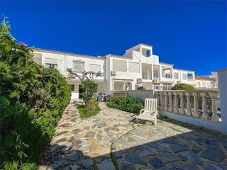 Casa adosada en venta en Torrelamata - La Mata en Torrevieja