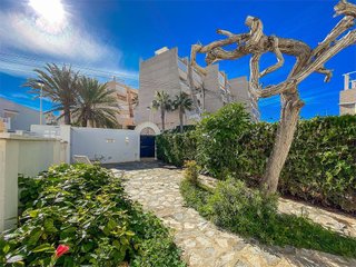 Casa adosada en venta en Torrelamata - La Mata en Torrevieja