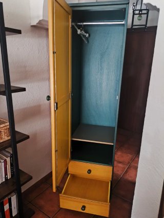 Armario madera 1 puerta perchero 2 cajones
