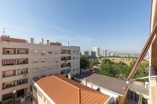 Piso en venta en Almanjáyar en Granada