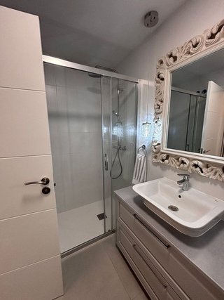 Piso en venta en Nueva Andalucía centro en Marbella