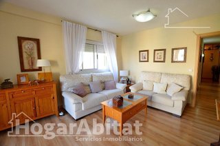 Piso en venta en Cuatrocientas Viviendas en Alicante