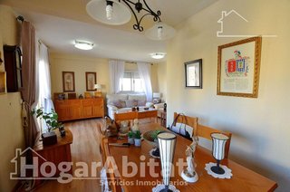 Piso en venta en Cuatrocientas Viviendas en Alicante