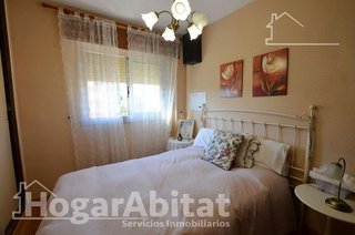 Piso en venta en Cuatrocientas Viviendas en Alicante