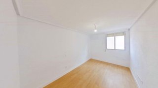 Piso en venta en Zona Renfe en Alcorcón