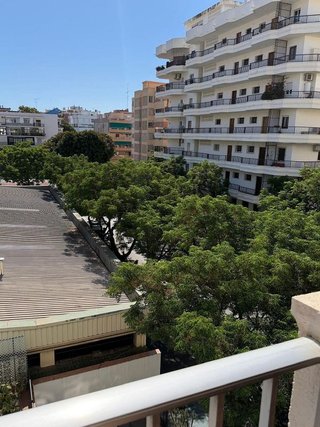 Piso en venta en Playa de la Fontanilla en Marbella