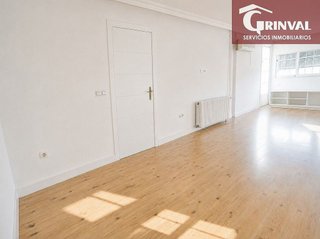 Piso en venta en Valderas - Los Castillos en Alcorcón