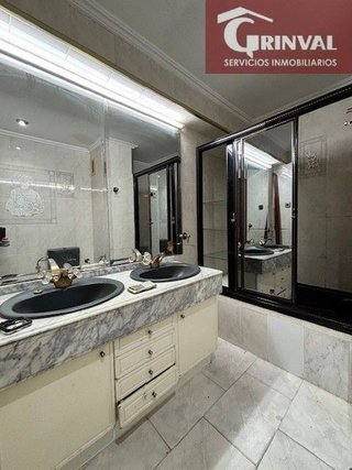 Piso en venta en Valderas - Los Castillos en Alcorcón