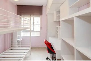 Piso en venta en Parque Mediterráneo - Santa Paula en Málaga