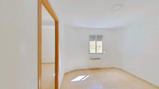 Piso en venta en Los Rosales en Madrid