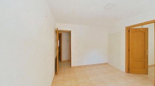Piso en venta en Los Rosales en Madrid