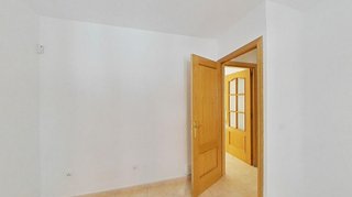 Piso en venta en Los Rosales en Madrid
