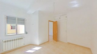 Piso en venta en Los Rosales en Madrid